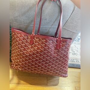 Red tote bag